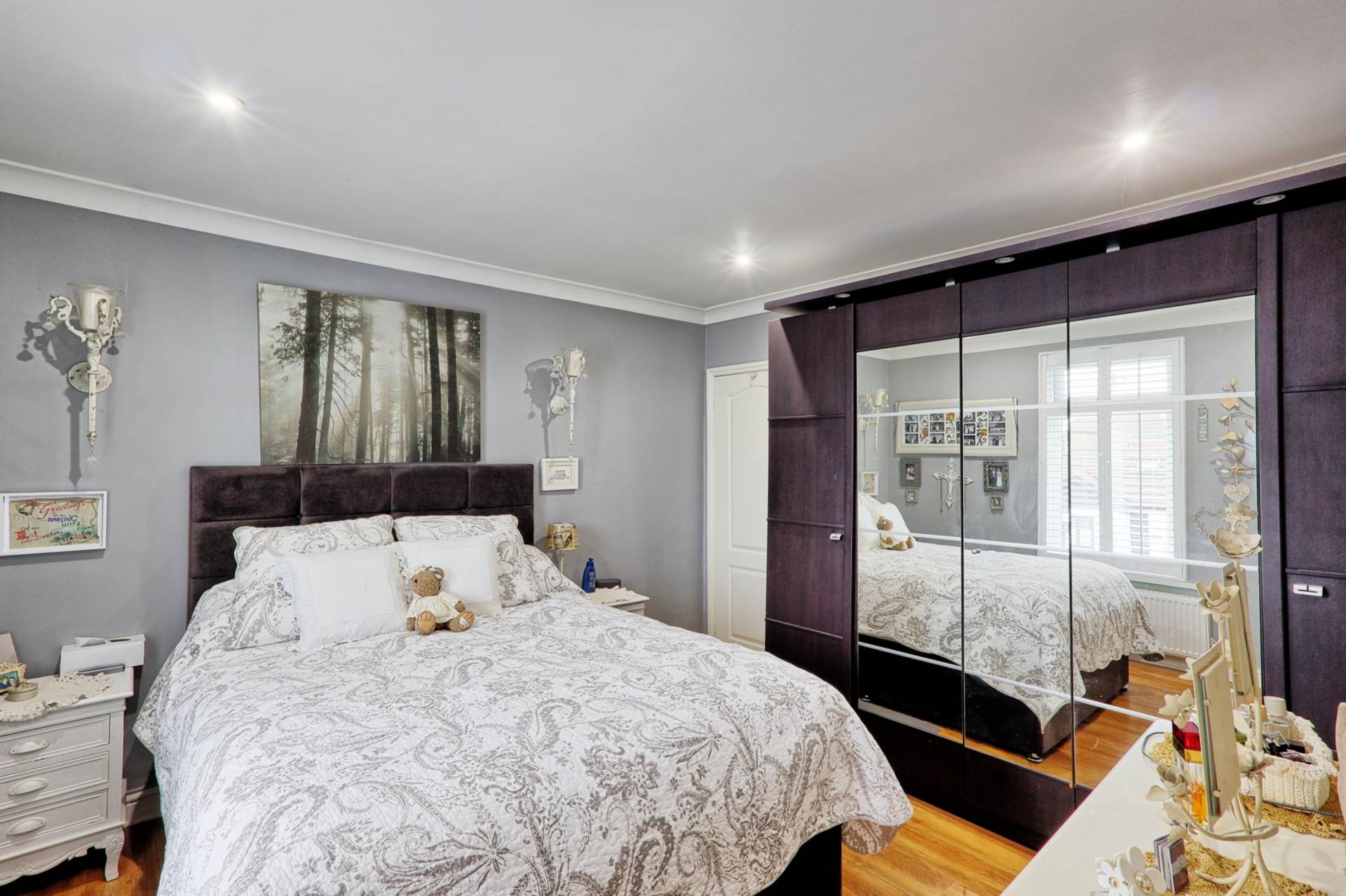 Additional Property Image 4 bedroom Detached for sale in Benfleet 11