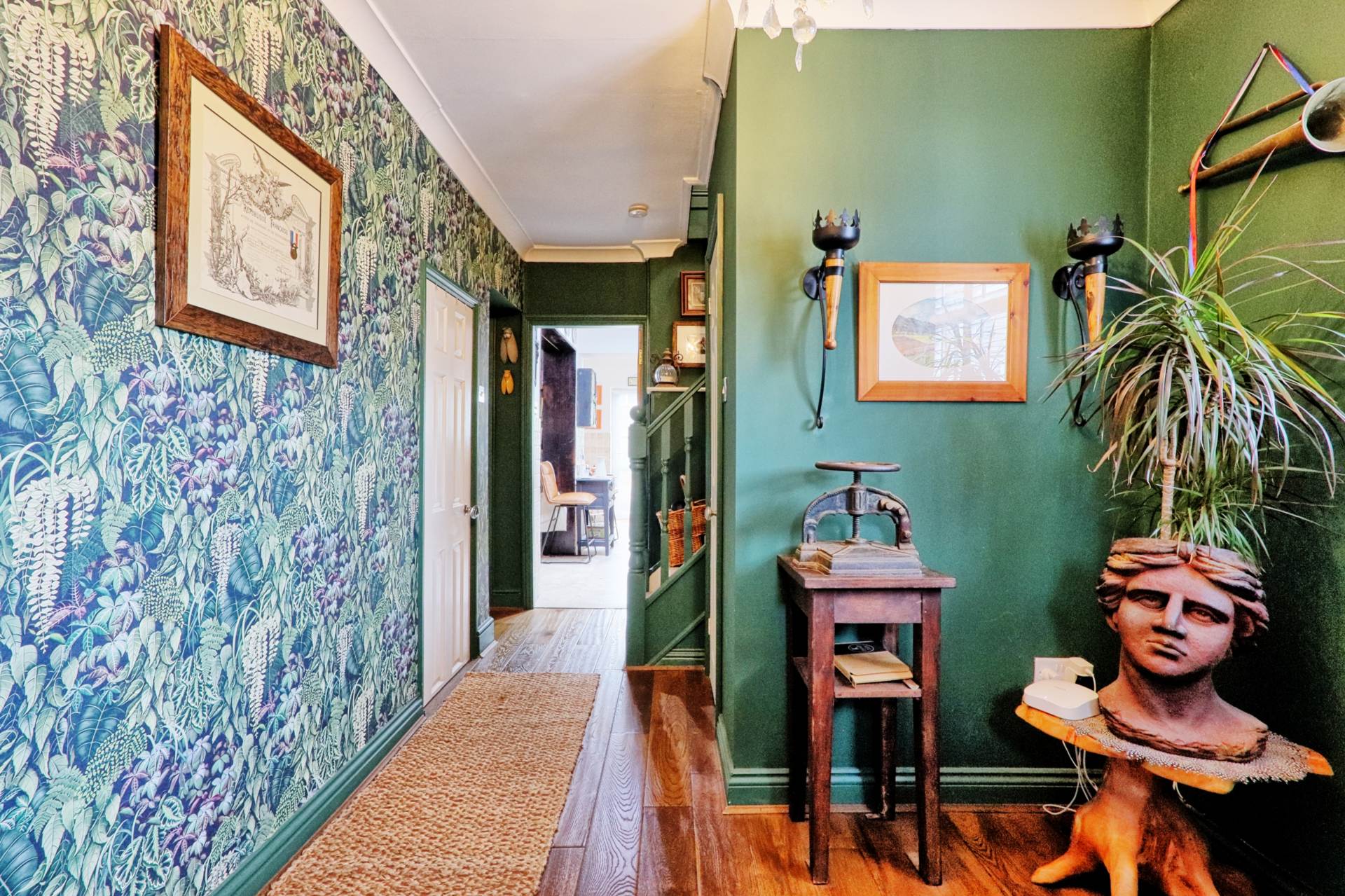 Additional Property Image 4 bedroom Detached for sale in Benfleet 15