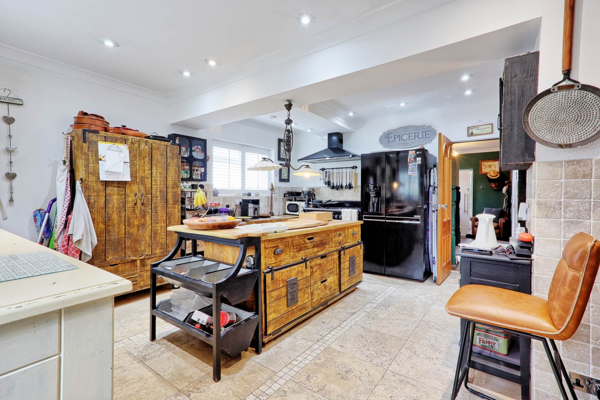 Additional Property Image 4 bedroom Detached for sale in Benfleet 21