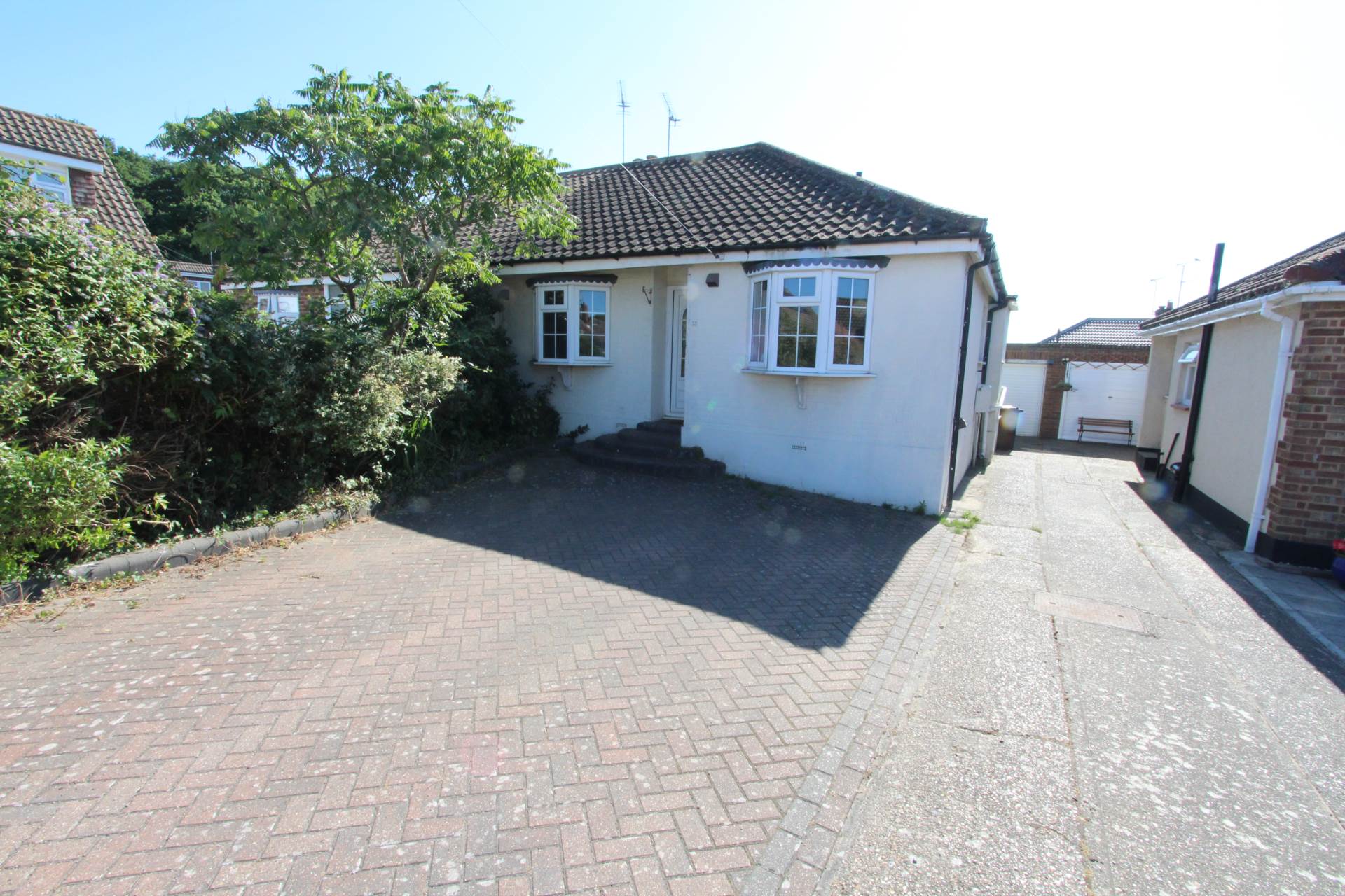 Additional Property Image 2 bedroom Semi Detached Bungalow for sale in Benfleet 2