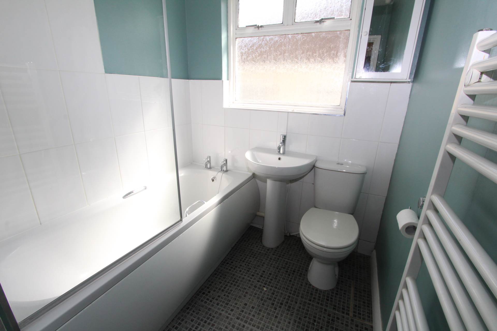 Additional Property Image 2 bedroom Semi Detached Bungalow for sale in Benfleet 11