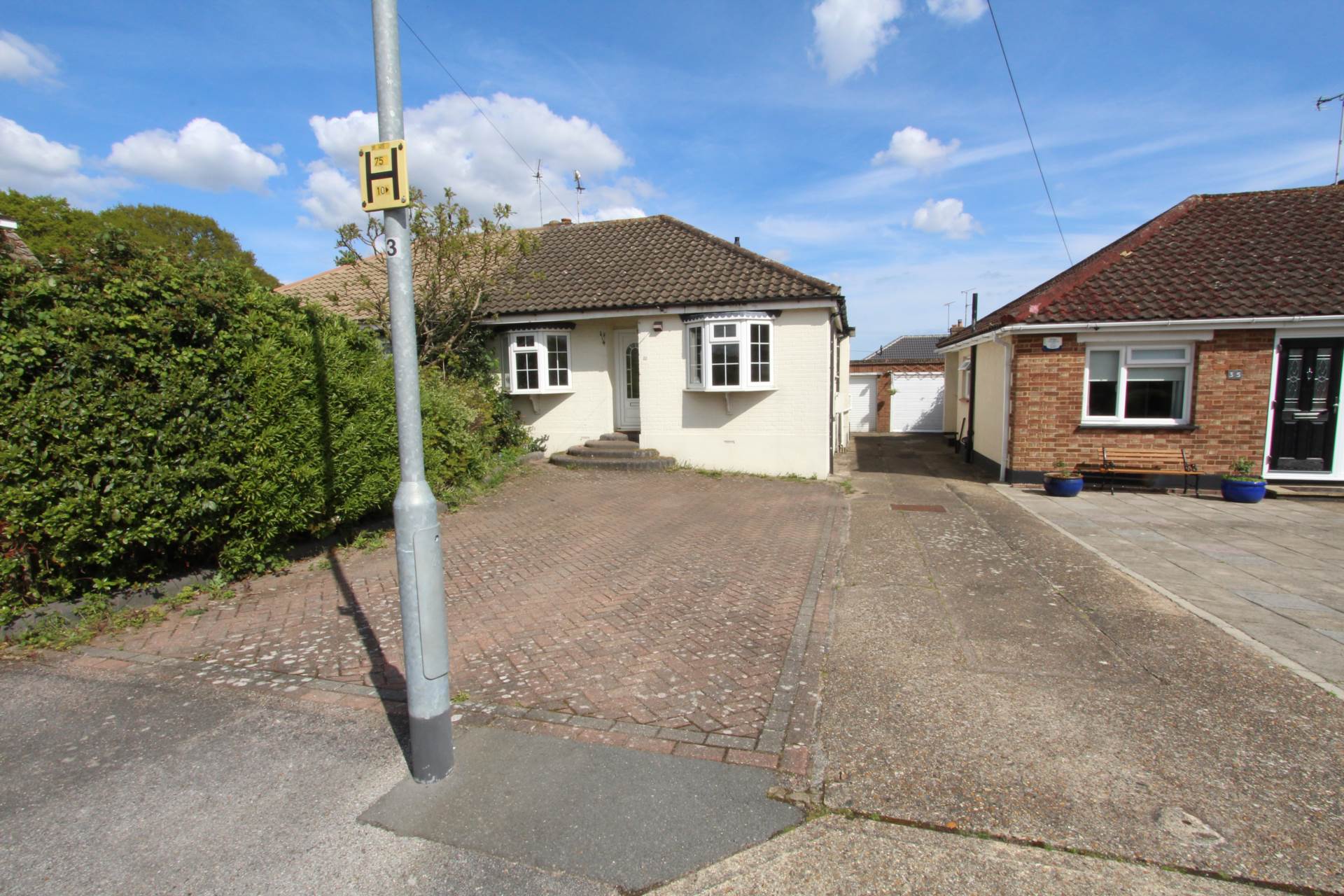 Additional Property Image 2 bedroom Semi Detached Bungalow for sale in Benfleet 13