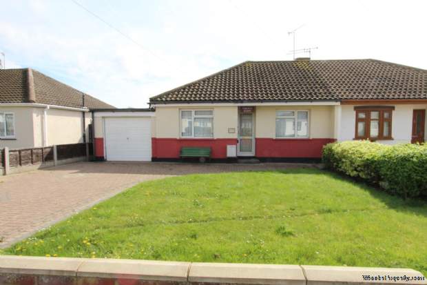 Additional Property Image 2 bedroom Semi Detached Bungalow for sale in Benfleet 6