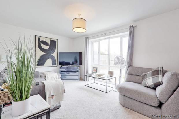 Additional Property Image 2 bedroom Detached for sale in Hockley 6