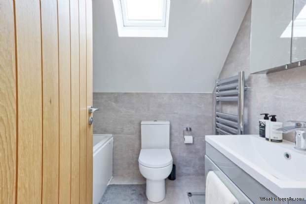 Additional Property Image 2 bedroom Detached for sale in Hockley 12