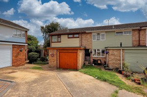 3 bedroom End of Terrace for sale in Benfleet