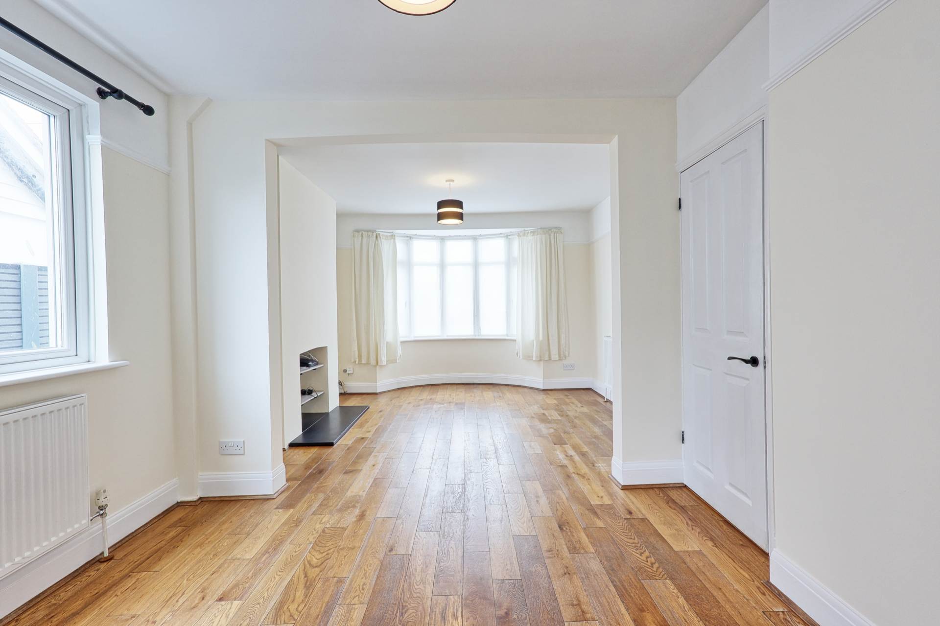 Additional Property Image 5 bedroom Detached for sale in Benfleet 7