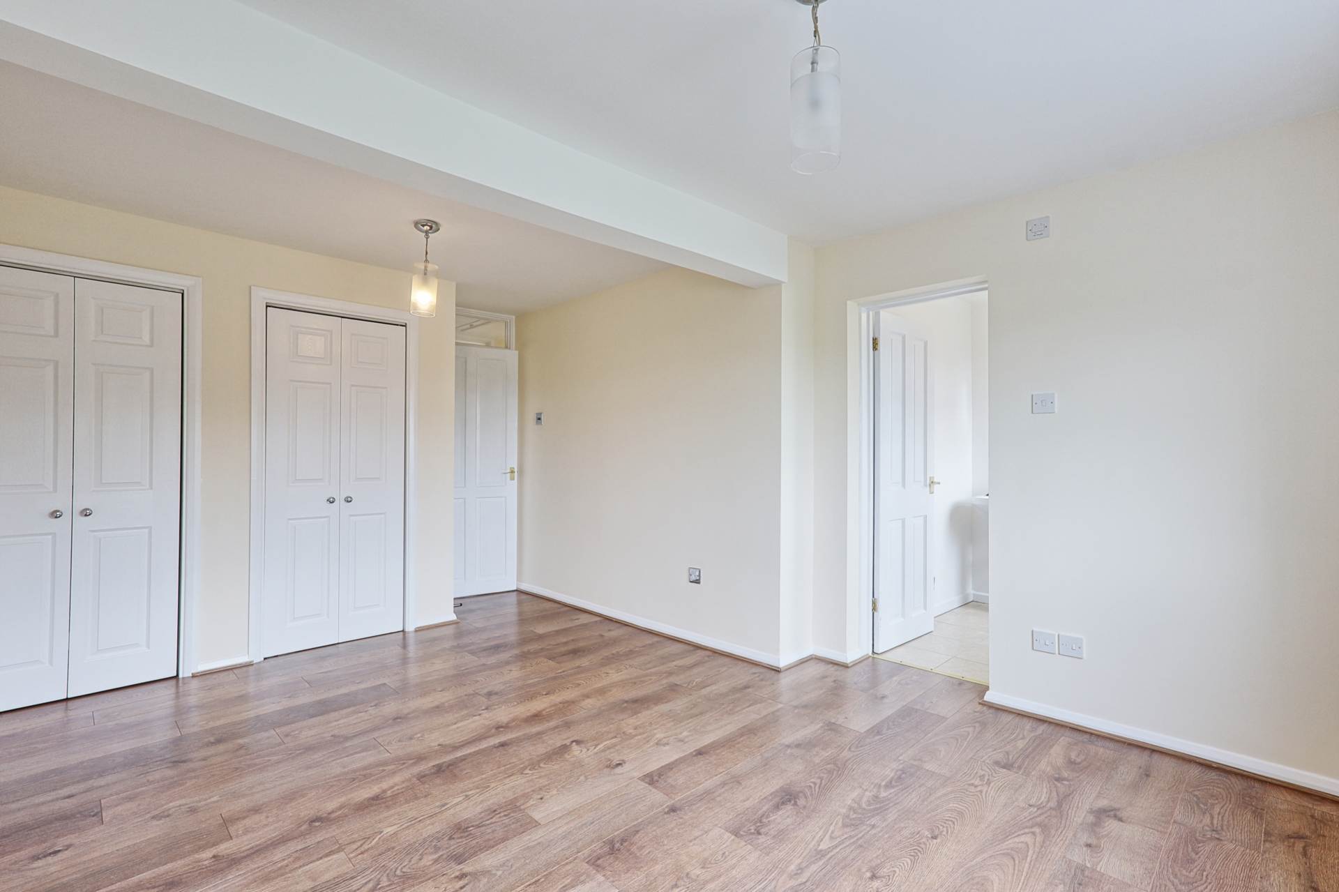 Additional Property Image 5 bedroom Detached for sale in Benfleet 13