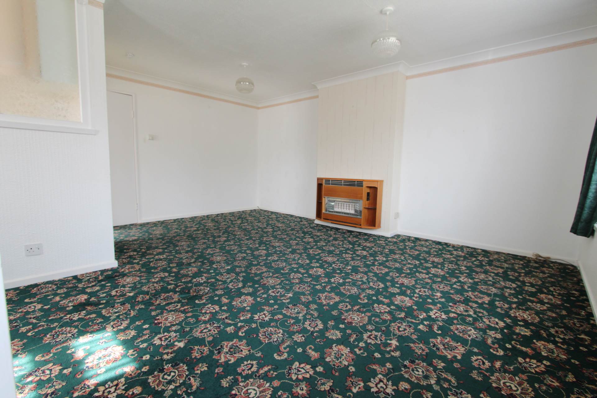 Additional Property Image 4 bedroom Semi Detached for sale in Benfleet 2