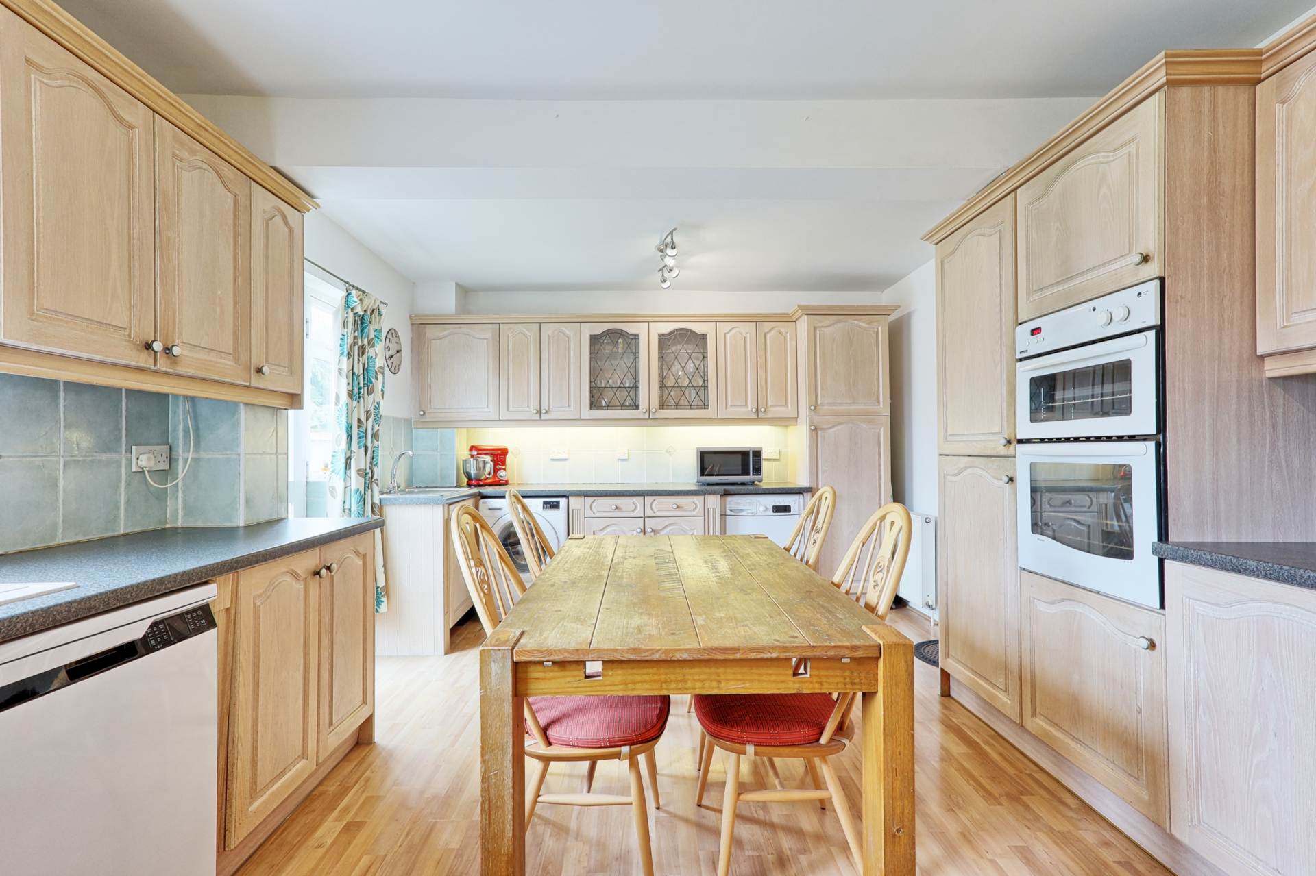 Additional Property Image 4 bedroom Semi Detached for sale in Benfleet 3