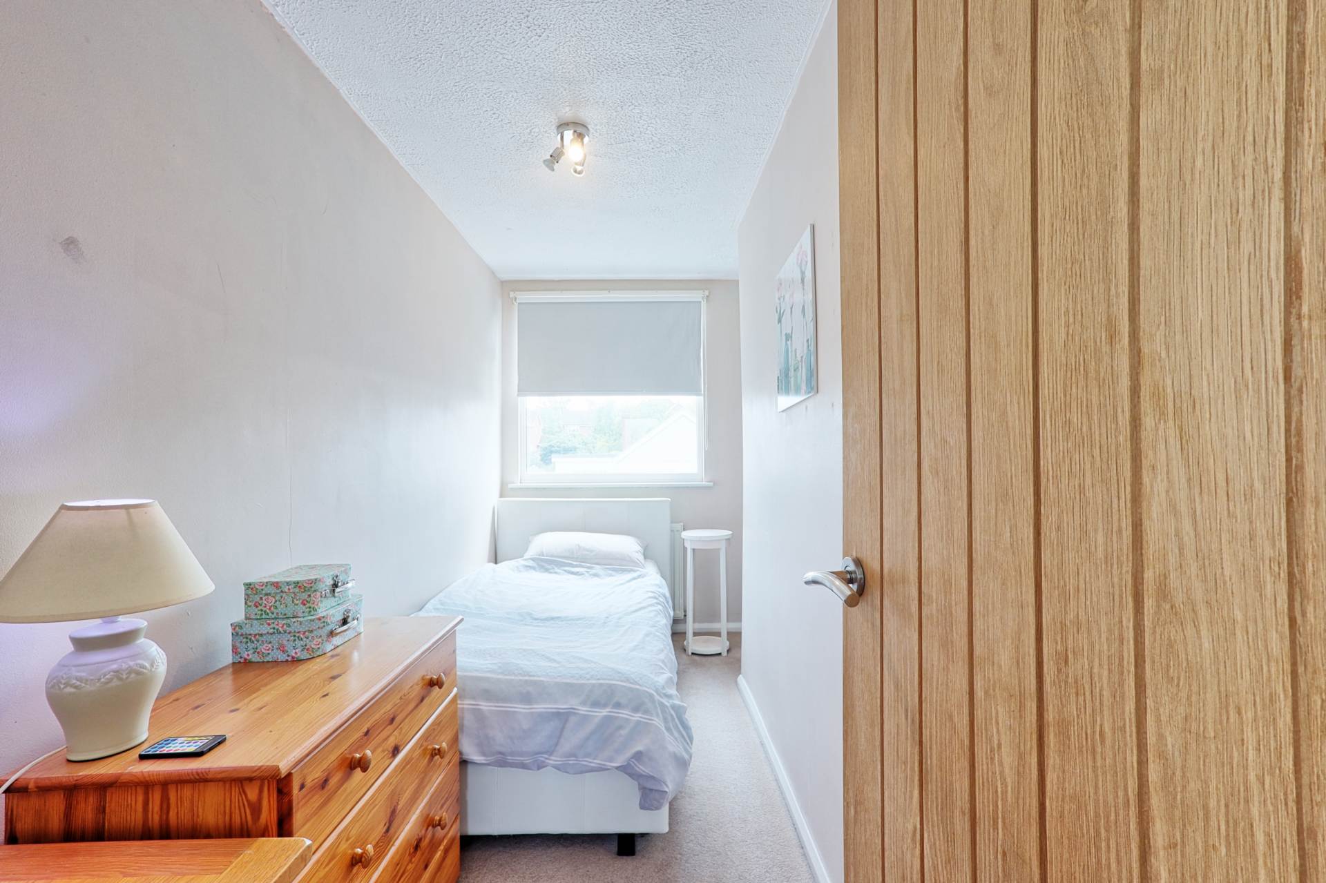 Additional Property Image 4 bedroom Semi Detached for sale in Benfleet 13