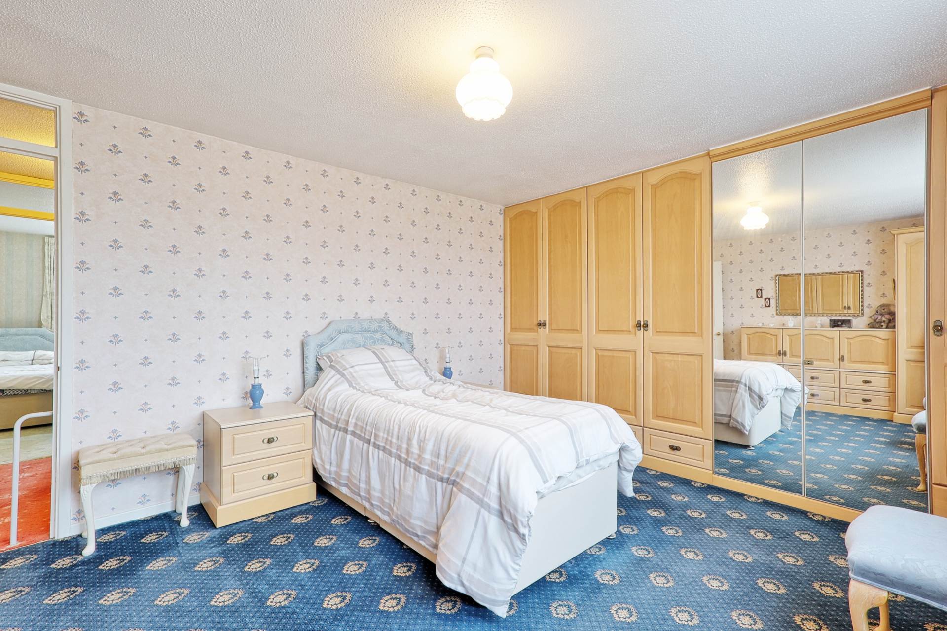 Additional Property Image 3 bedroom Semi Detached for sale in Benfleet 10
