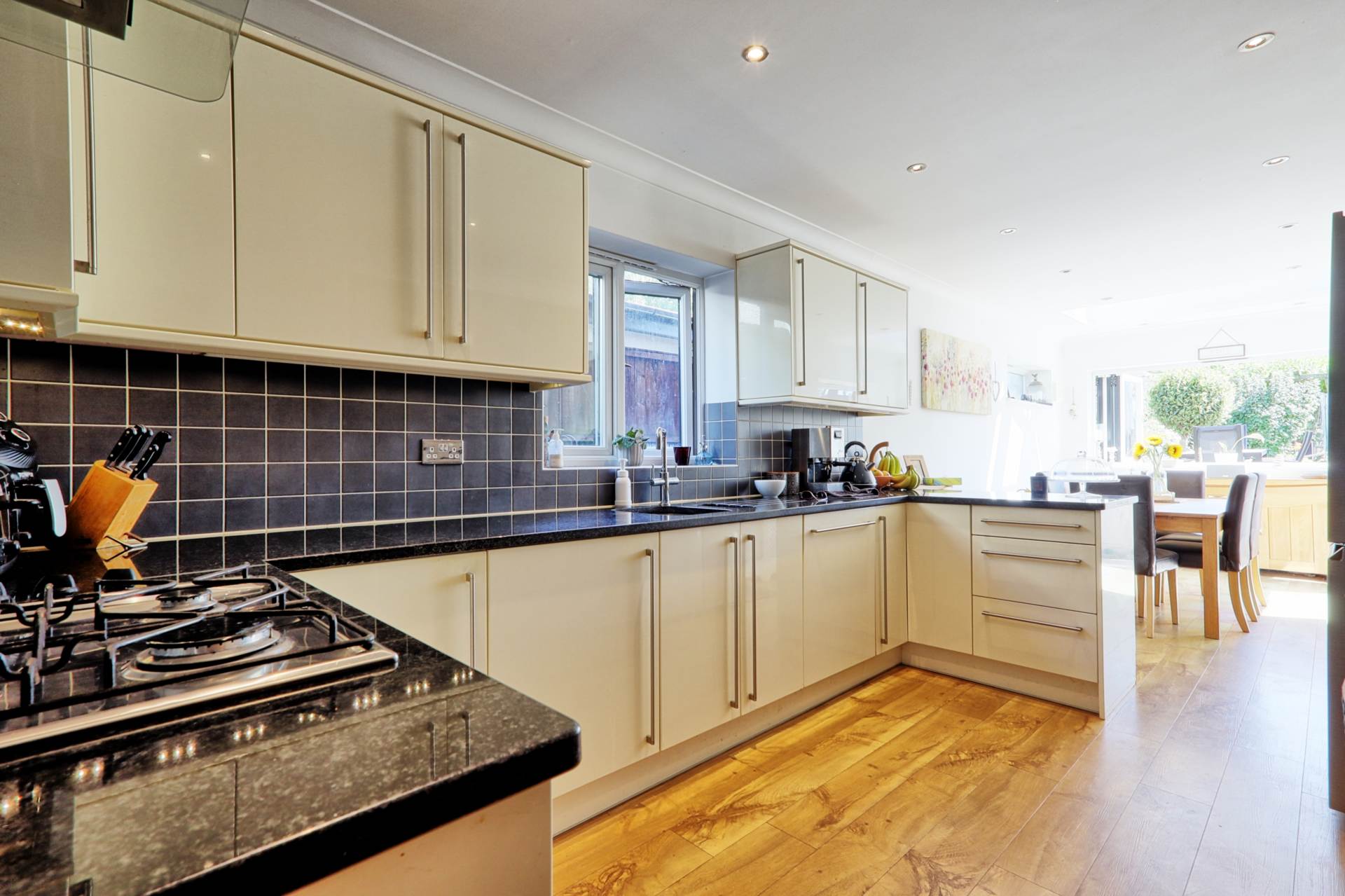 Additional Property Image 4 bedroom Detached for sale in Hockley 3