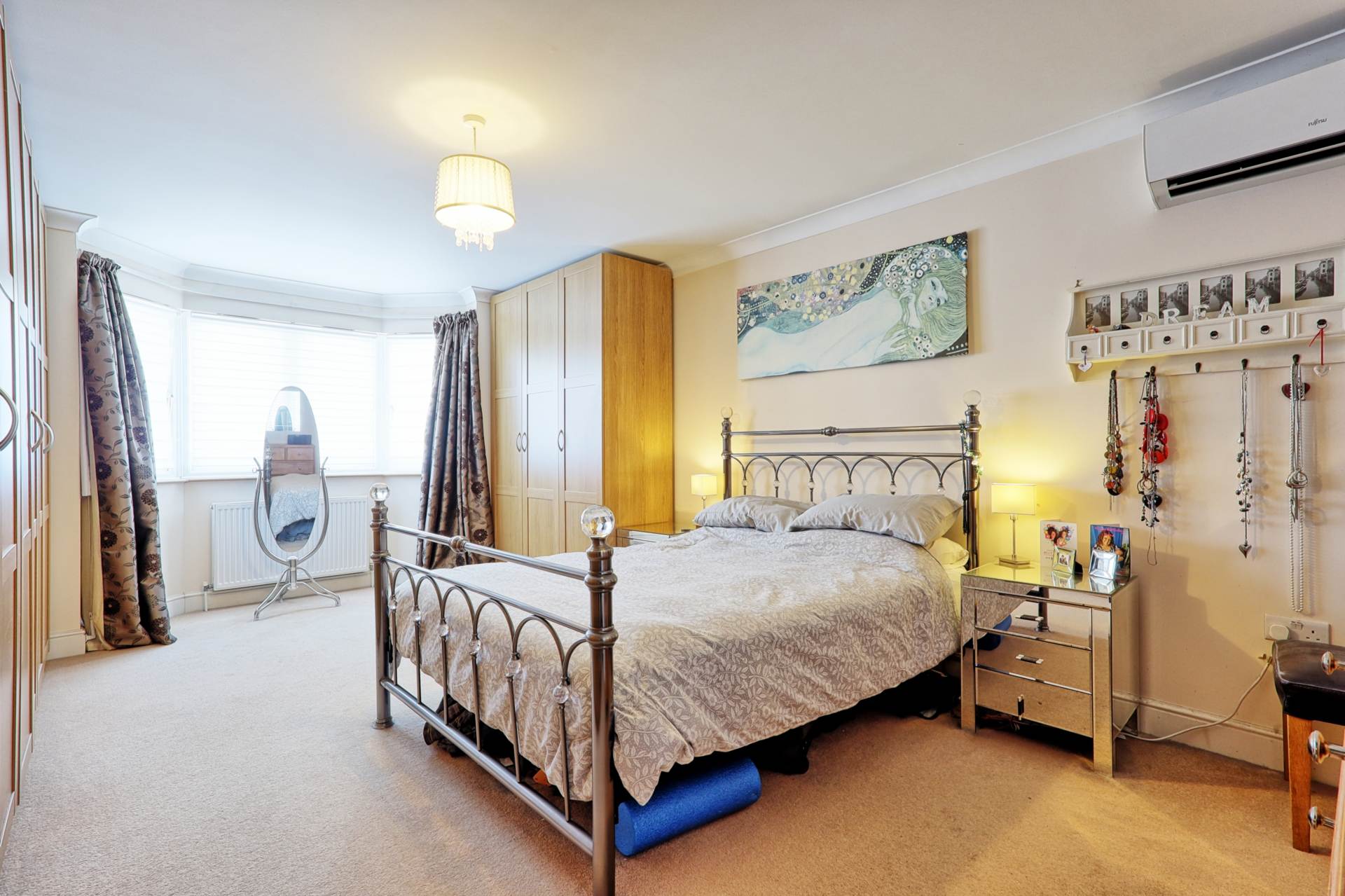 Additional Property Image 4 bedroom Detached for sale in Hockley 10