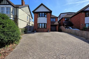 4 bedroom Detached for sale in Hockley