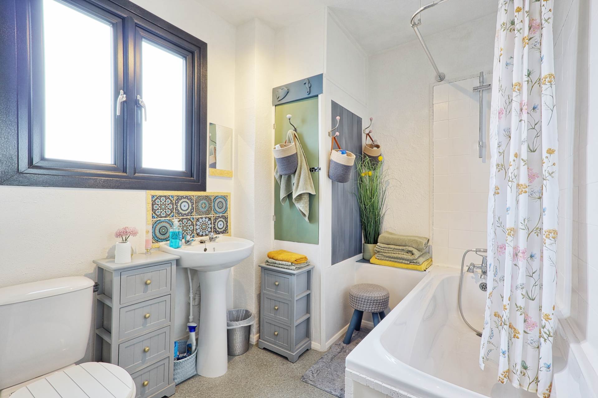 Additional Property Image 3 bedroom Semi Detached for sale in Benfleet 12
