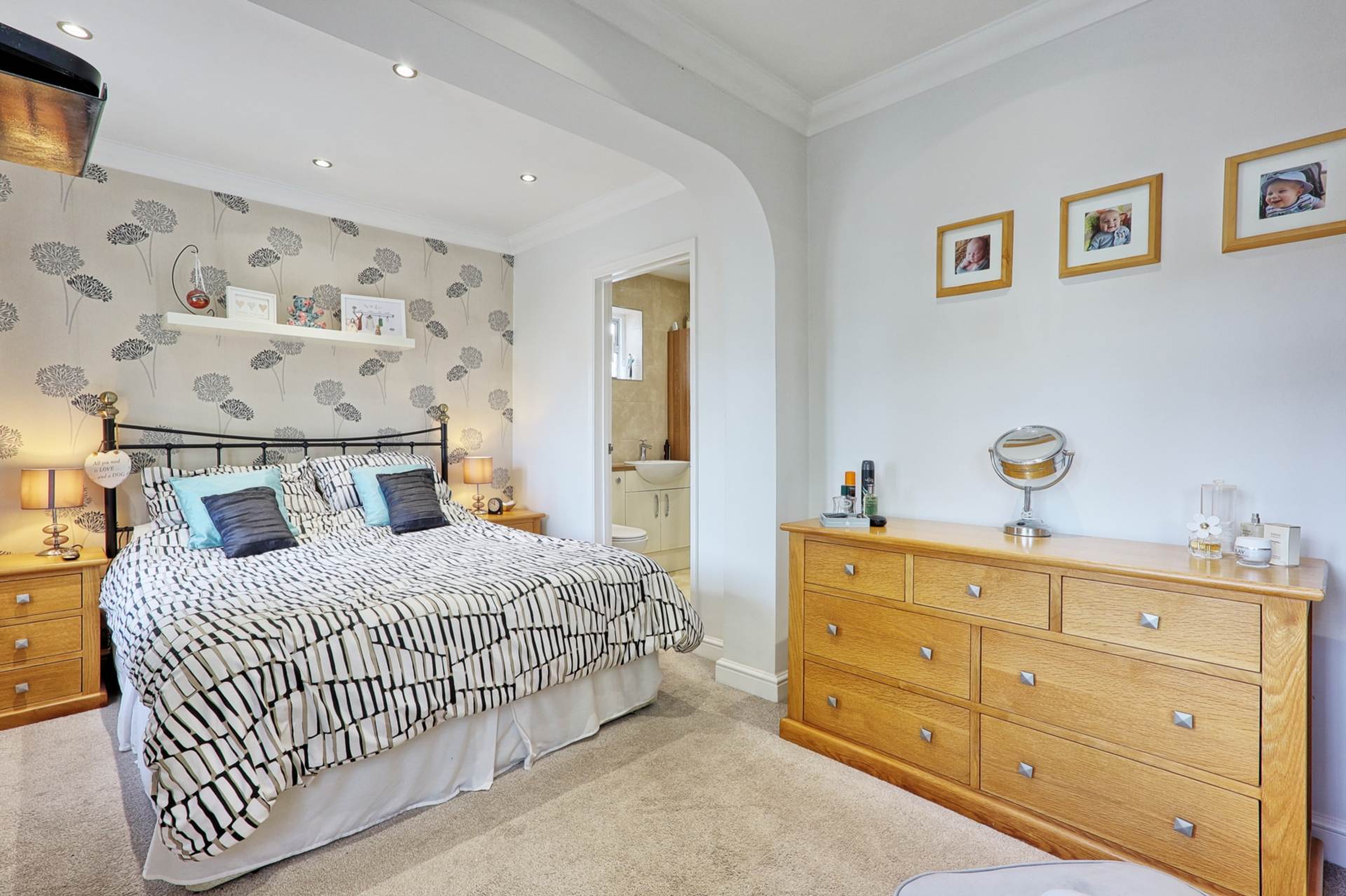 Additional Property Image 3 bedroom Semi Detached for sale in Benfleet 6