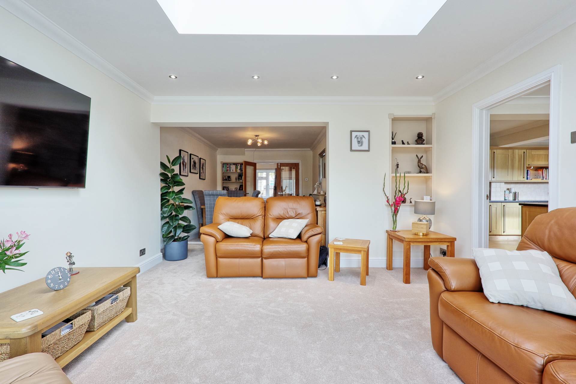 Additional Property Image 3 bedroom Semi Detached for sale in Benfleet 13