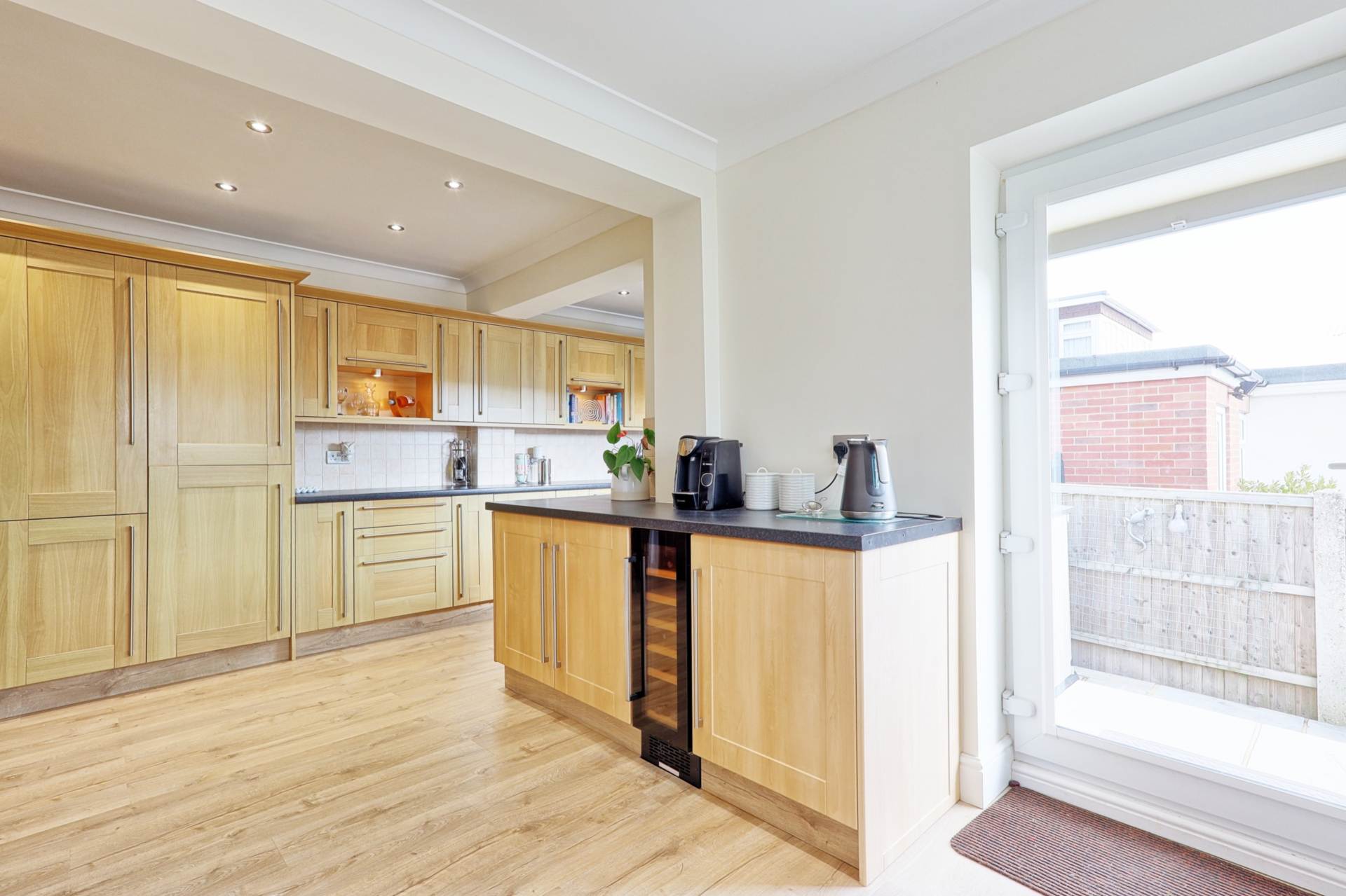 Additional Property Image 3 bedroom Semi Detached for sale in Benfleet 16