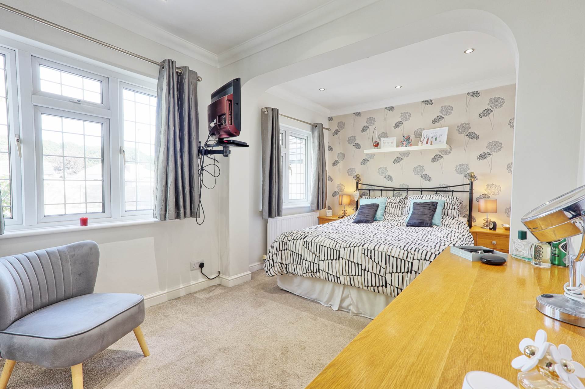 Additional Property Image 3 bedroom Semi Detached for sale in Benfleet 21