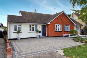 3 bedroom Semi Detached for sale in Benfleet