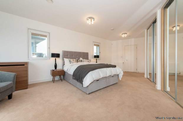 Additional Property Image 3 bedroom End of Terrace for sale in London 11