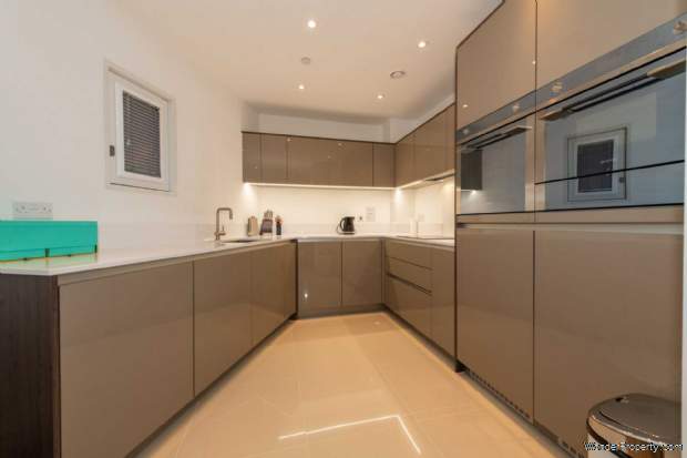 Additional Property Image 3 bedroom End of Terrace for sale in London 15