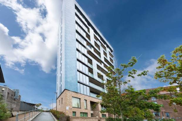 Additional Property Image 3 bedroom End of Terrace for sale in London 18