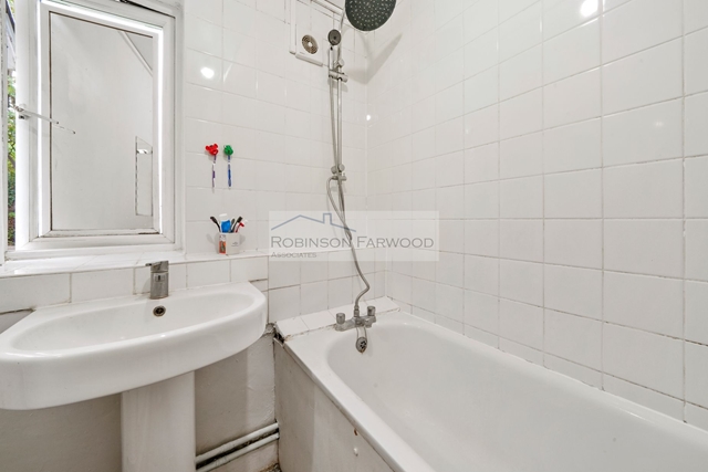 Additional Property Image 2 bedroom Ground Flat to rent in Ealing 3