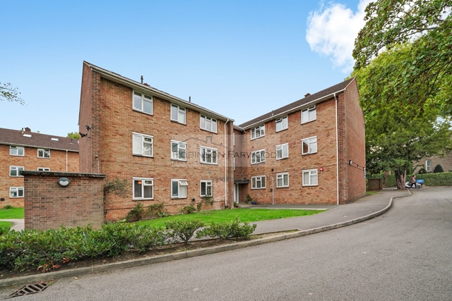 Additional Property Image 2 bedroom Ground Flat to rent in Ealing 8