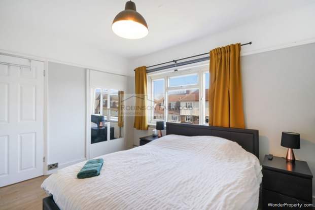Additional Property Image 2 bedroom Maisonette for sale in Croydon 3