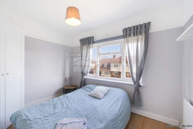 Additional Property Image 2 bedroom Maisonette for sale in Croydon 6