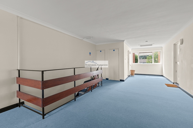 Additional Property Image 2 bedroom Flat for sale in Ealing 9