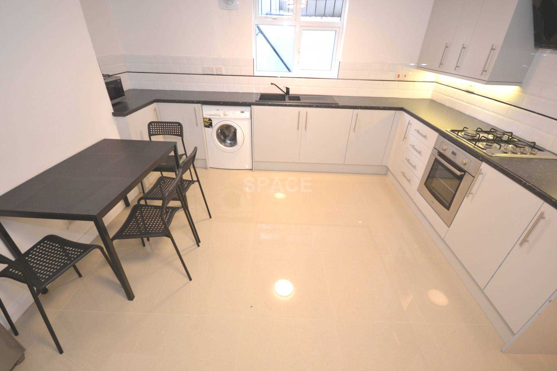 Additional Property Image 6 bedroom Terraced to rent in Reading 2
