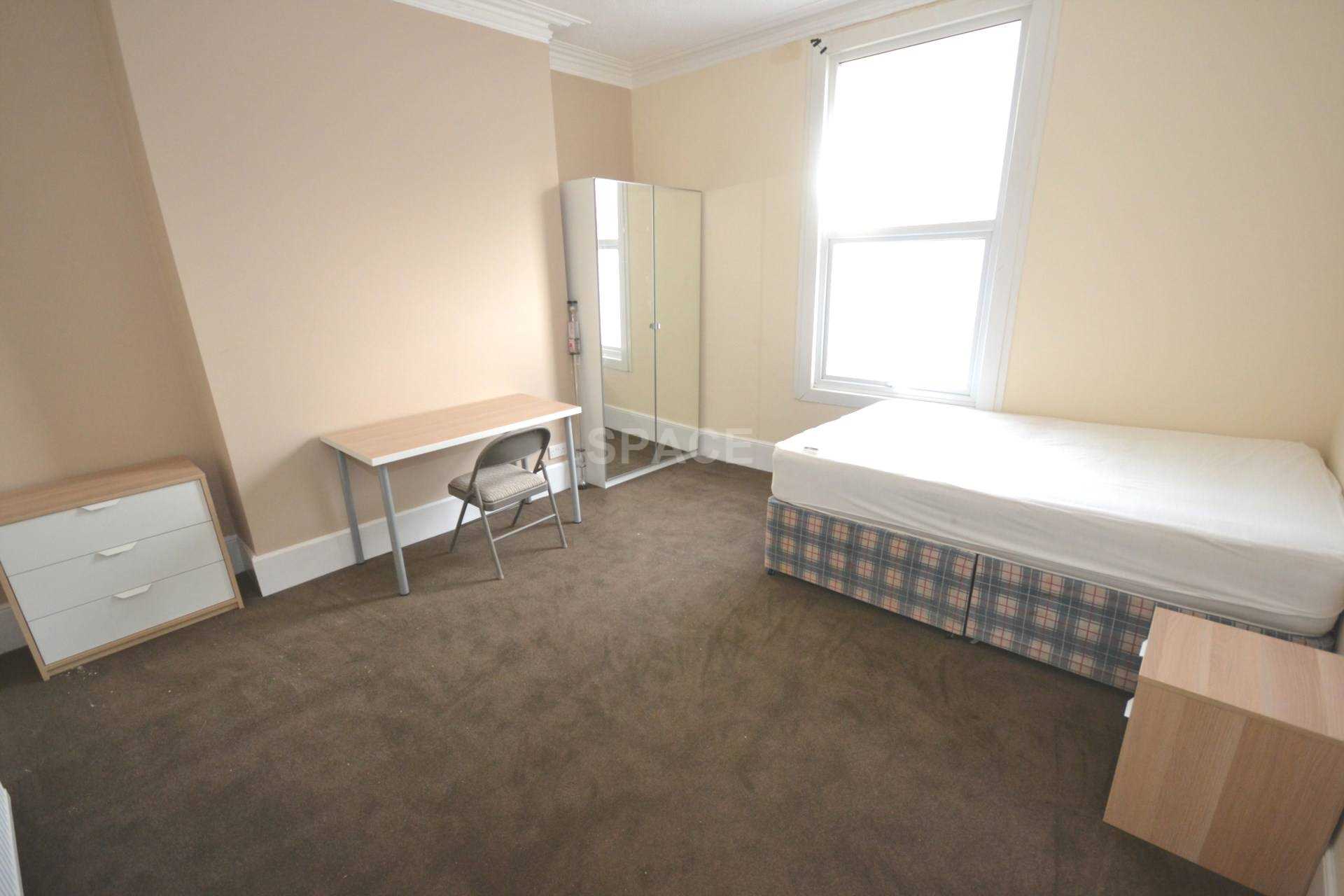 Additional Property Image 6 bedroom Terraced to rent in Reading 5