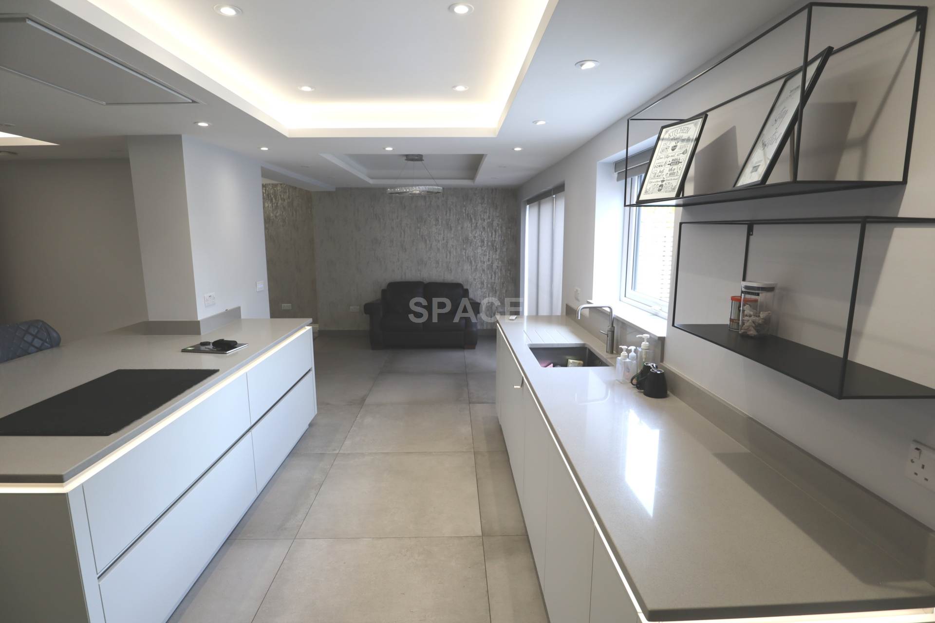 Additional Property Image 3 bedroom Semi Detached for sale in Reading 5