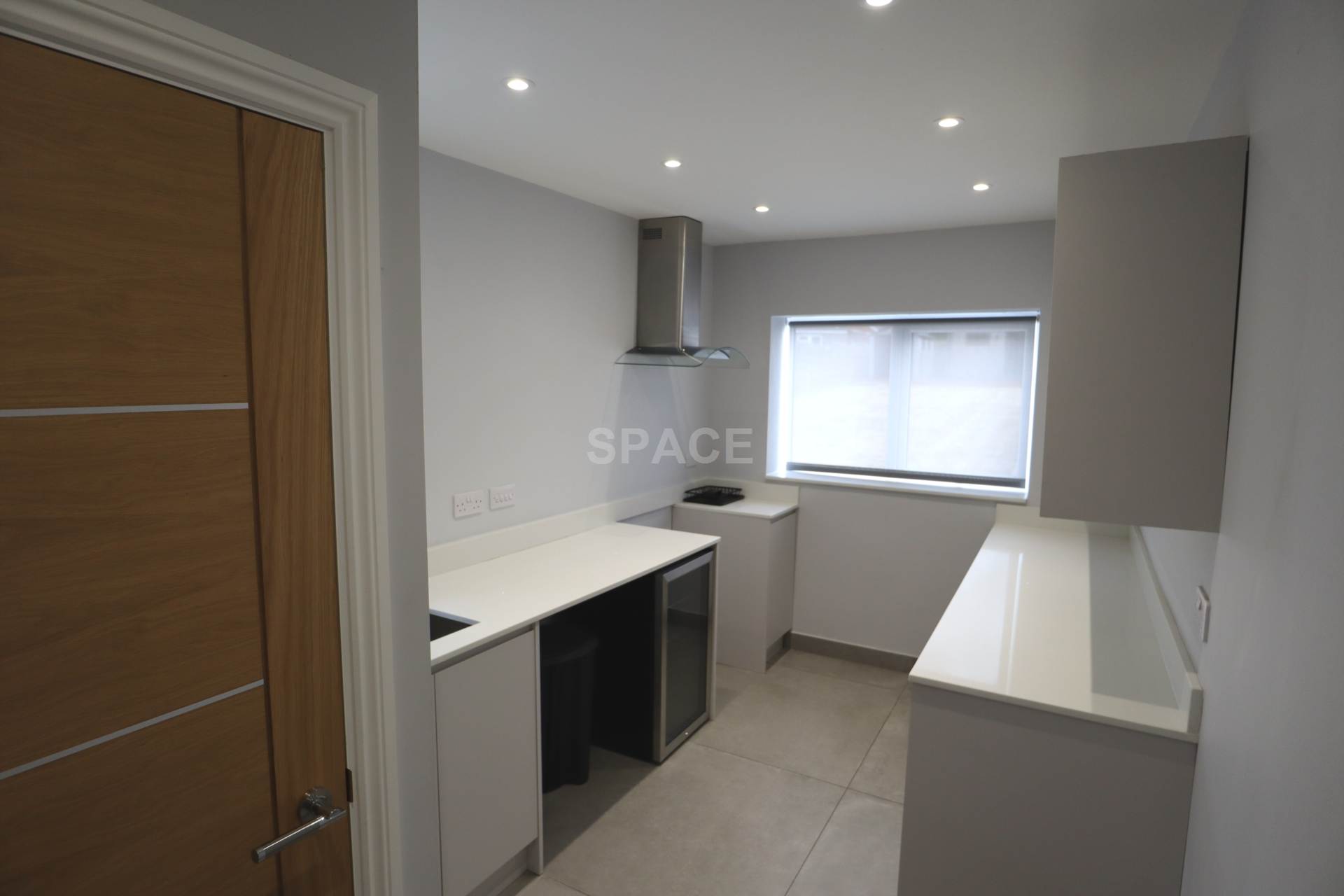Additional Property Image 3 bedroom Semi Detached for sale in Reading 7