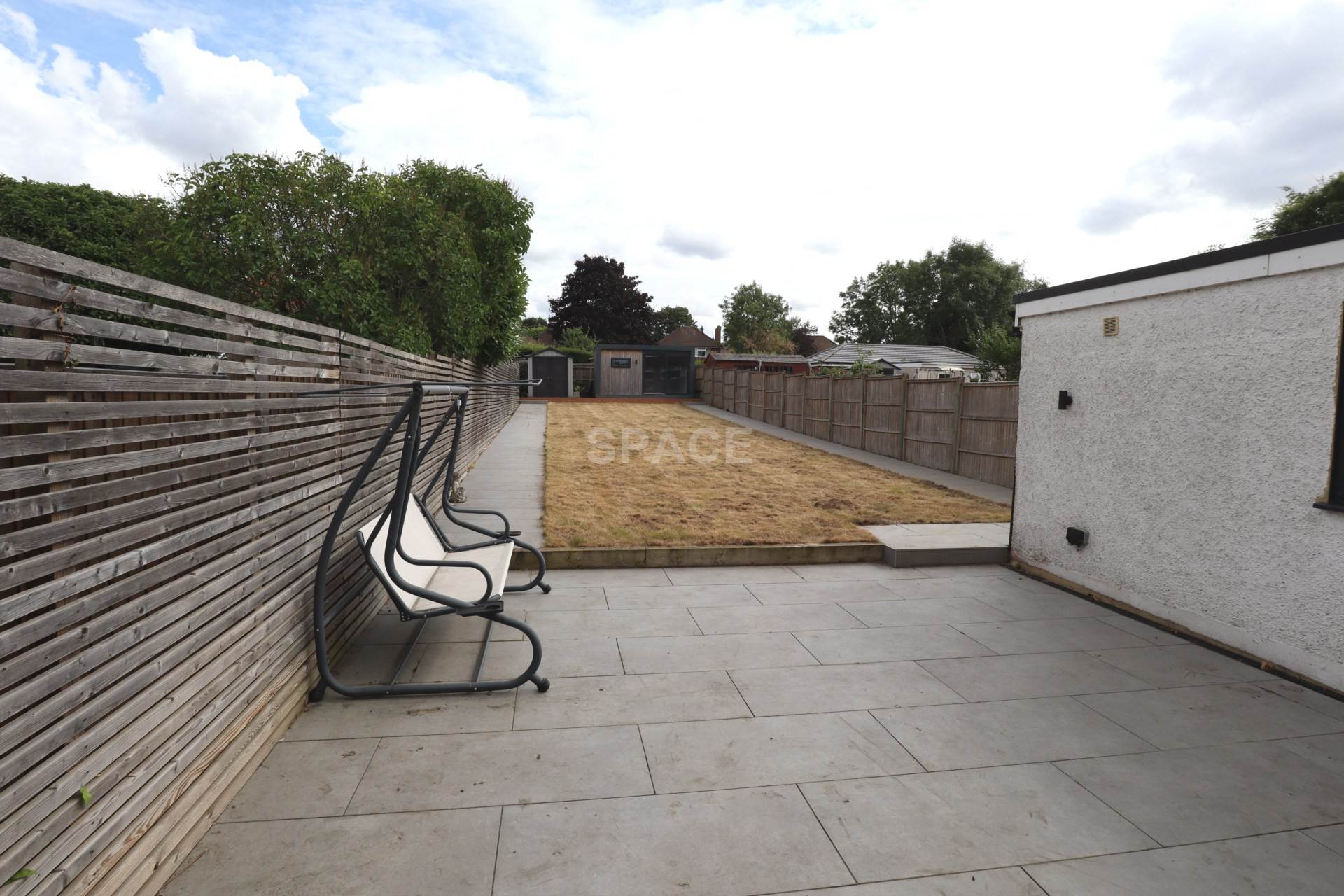 Additional Property Image 3 bedroom Semi Detached for sale in Reading 23