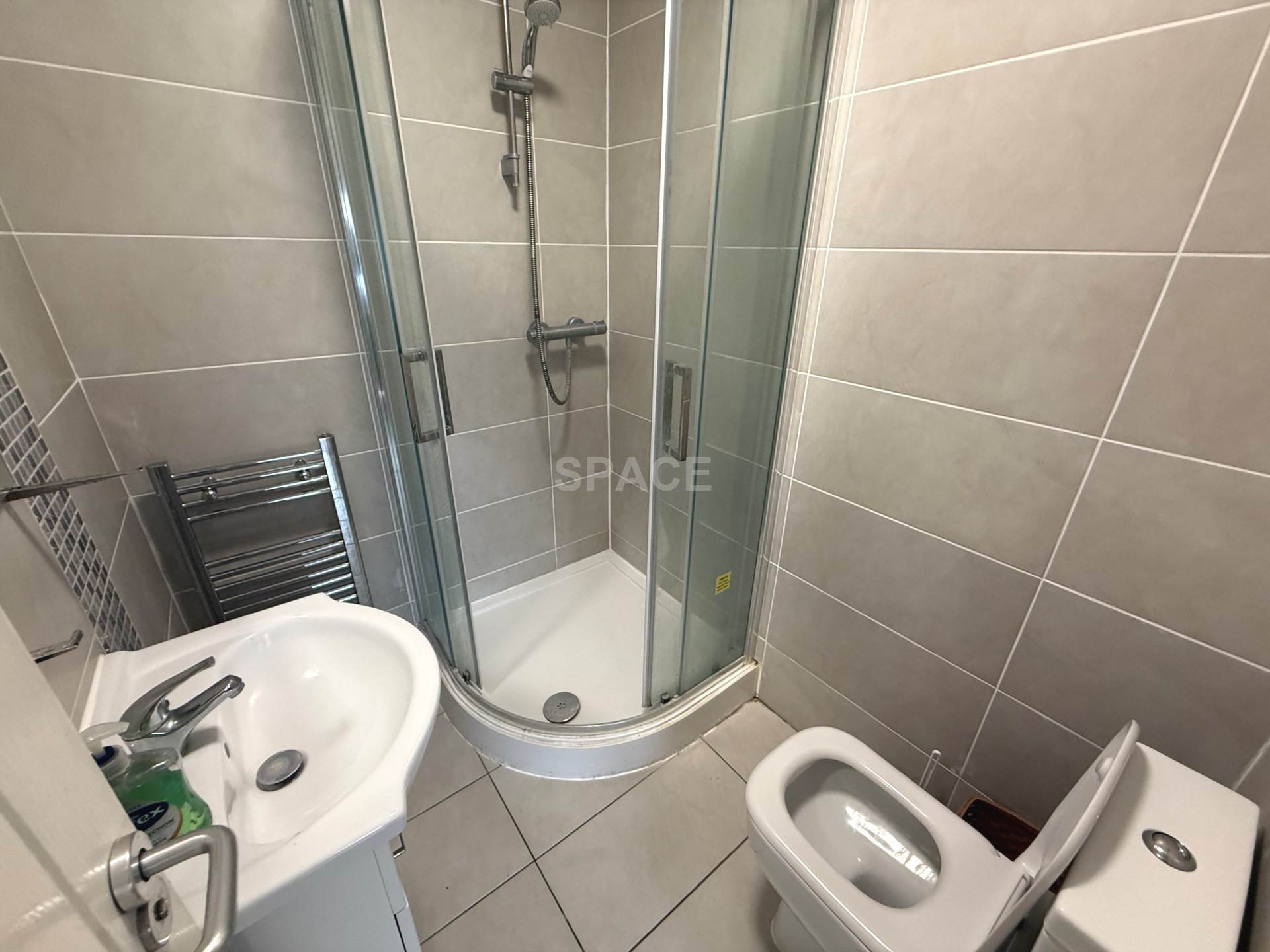 Additional Property Image 5 bedroom Semi Detached to rent in Reading 8