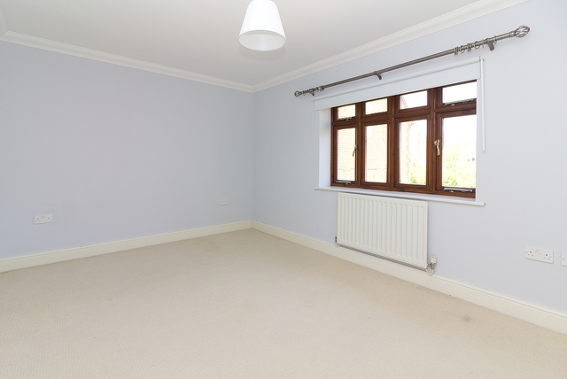 Additional Property Image 5 bedroom Detached to rent in Milton keynes 19