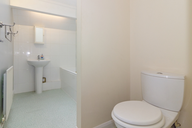 Additional Property Image 1 bedroom Duplex to rent in Milton keynes 9