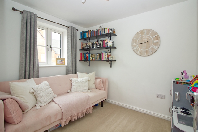 Additional Property Image 3 bedroom Town House to rent in Milton Keynes 8