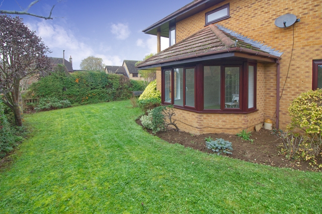 Additional Property Image 5 bedroom Detached to rent in Milton Keynes 21