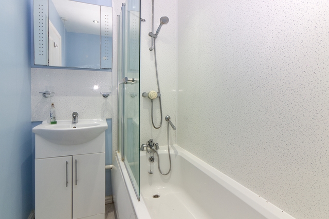 Additional Property Image 2 bedroom End of Terrace to rent in Milton Keynes 4