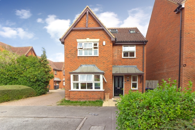 4 bedroom Detached to rent in Milton Keynes
