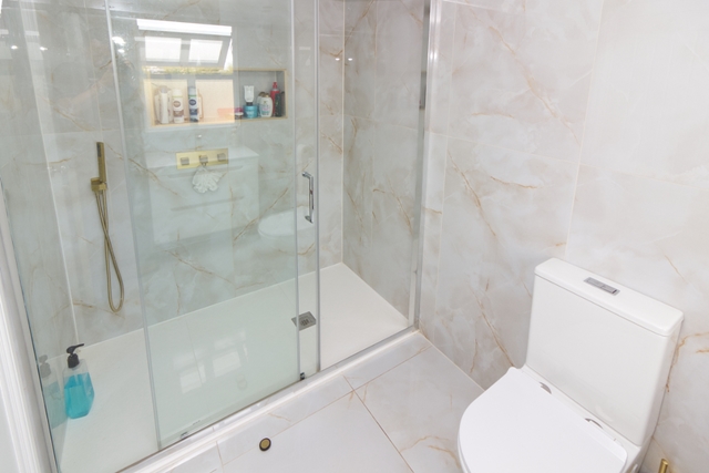 Additional Property Image 4 bedroom Detached to rent in Milton Keynes 10