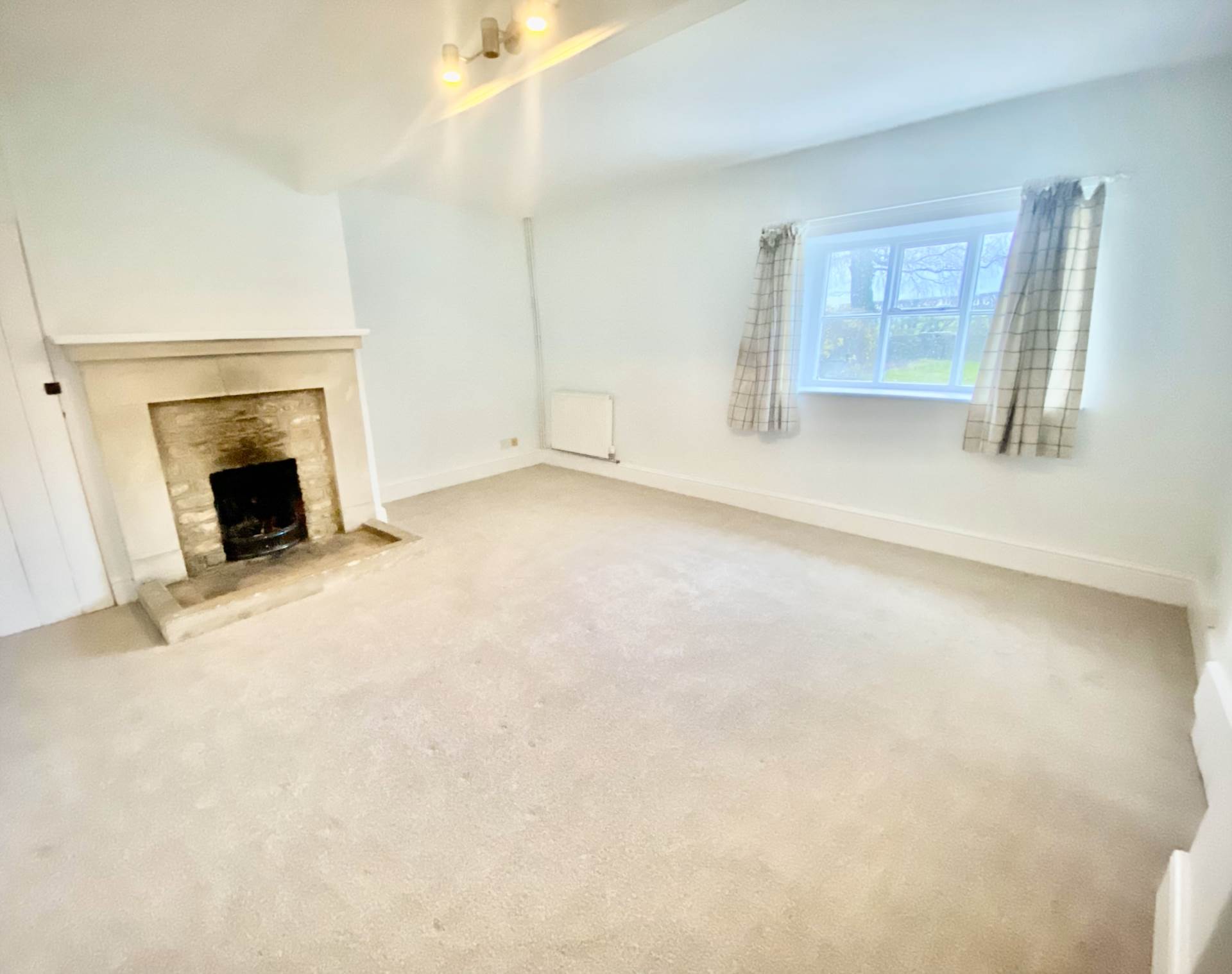 Additional Property Image 4 bedroom House to rent in Yeovil 2