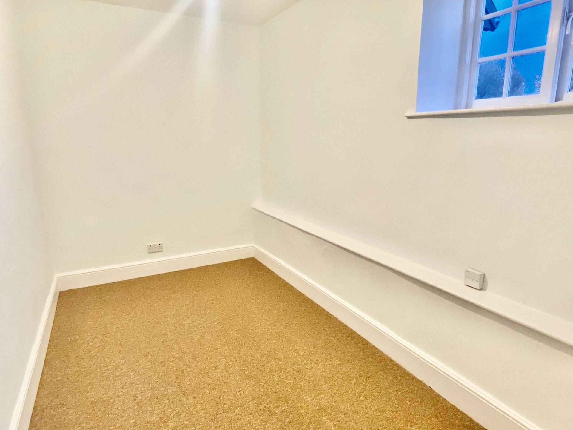 Additional Property Image 4 bedroom House to rent in Yeovil 13