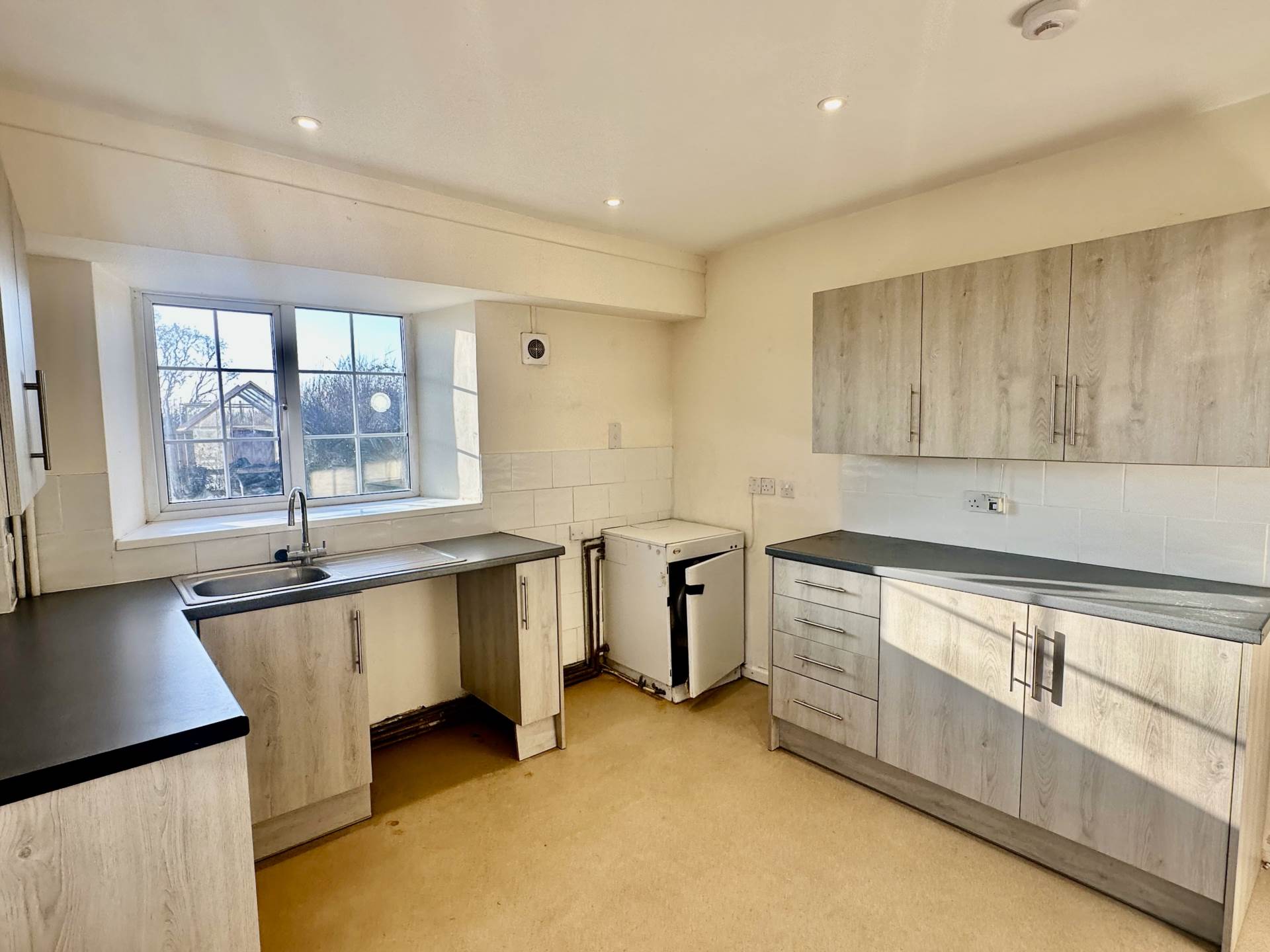 Additional Property Image 3 bedroom Semi Detached to rent in Bath 3