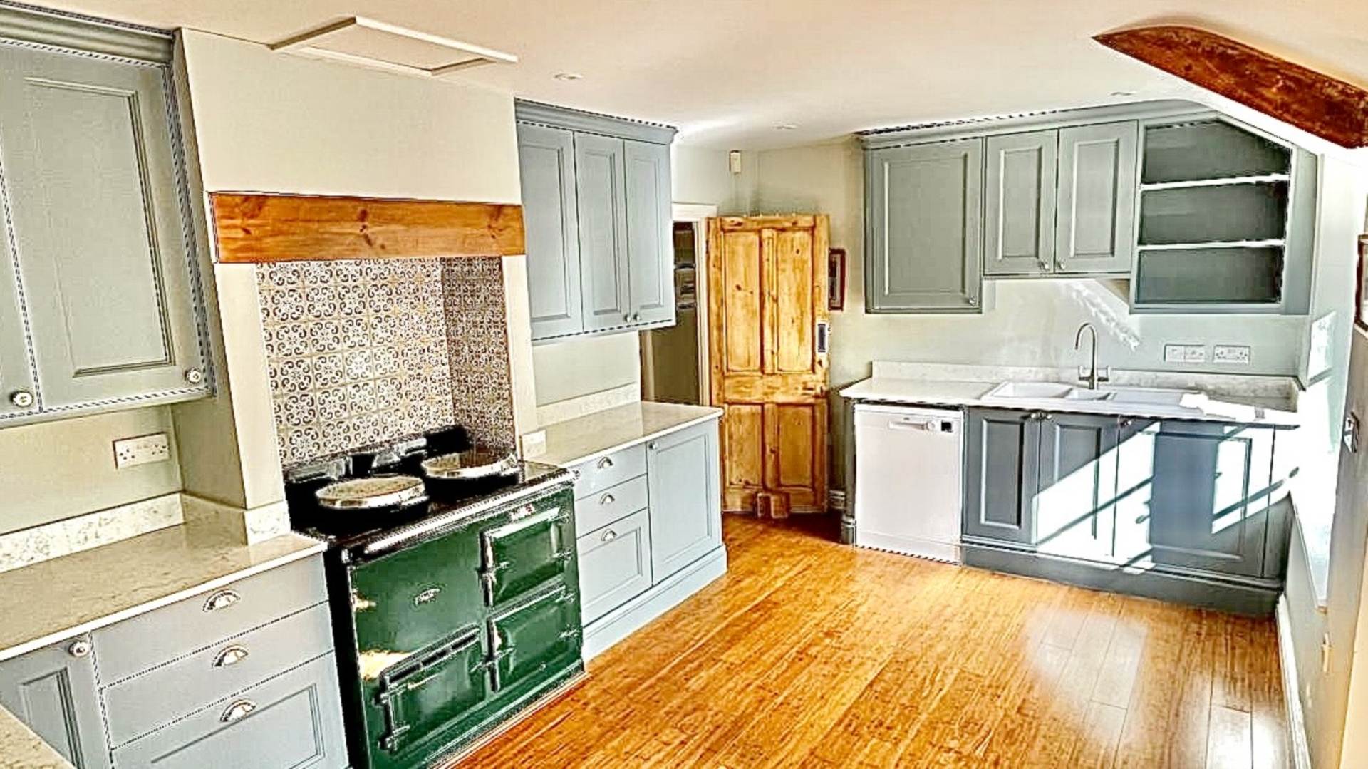 Additional Property Image 4 bedroom Town House to rent in Somerton 9